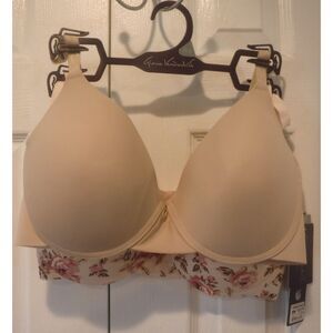 Gloria Vanderbilt Bras Size 36DD NWT
